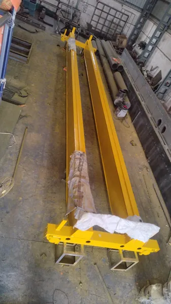 Yellow material handling frame